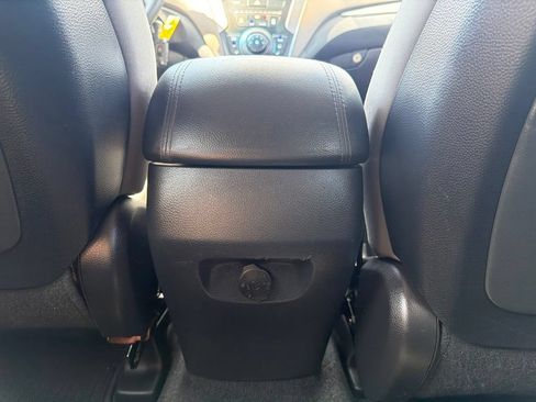 Used 2016 Hyundai Santa Fe Sport FWD image 18