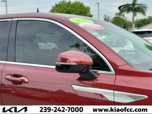 Certified 2025 Kia Sorento LX FWD image 8