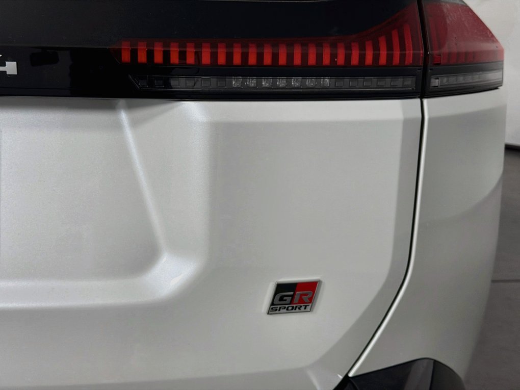 New 2026 Toyota RAV4 AWD Plug-in Hybrid image 15
