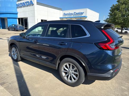 Used 2025 Honda CR-V EX-L image 3