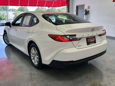 Certified 2025 Toyota Camry LE FWD image 5