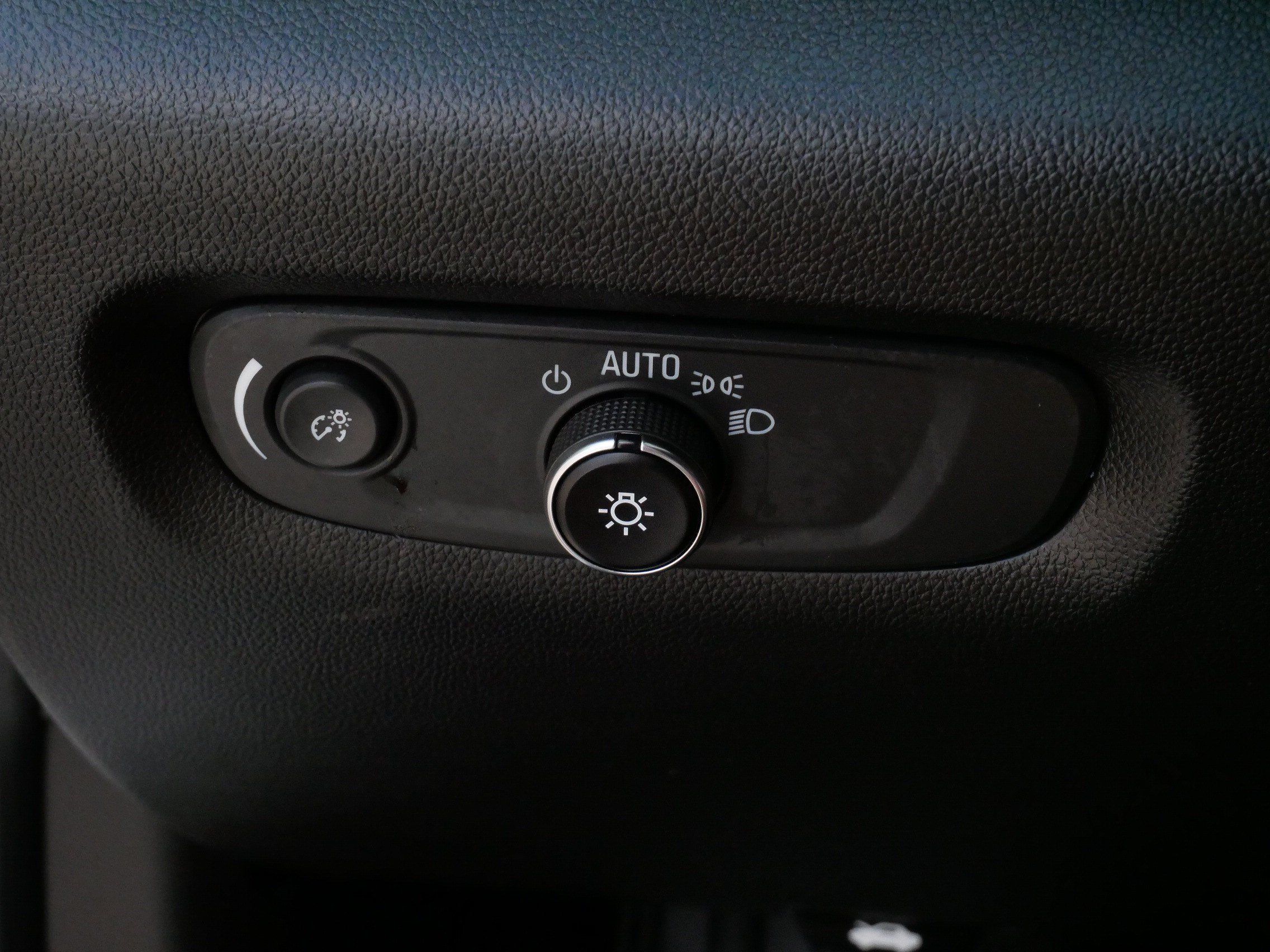 Used 2023 Chevrolet Traverse RS AWD/4WD image 26