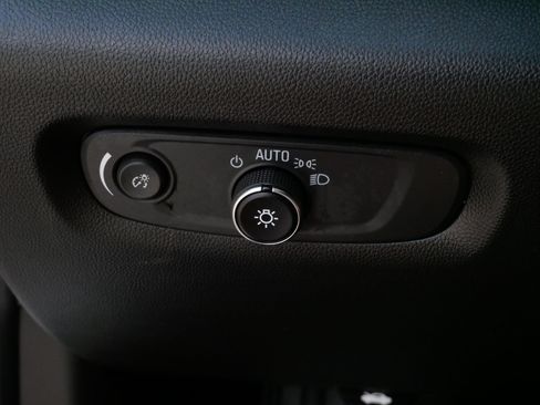 Used 2023 Chevrolet Traverse RS AWD/4WD image 26