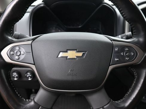 Used 2017 Chevrolet Colorado Z71 AWD/4WD image 19