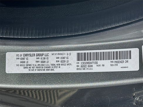 Used 2013 Dodge Avenger SE image 35