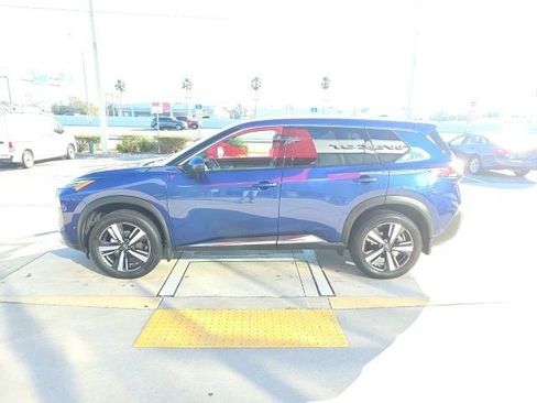 Used 2023 Nissan Rogue Platinum w/ Platinum Premium Package image 7