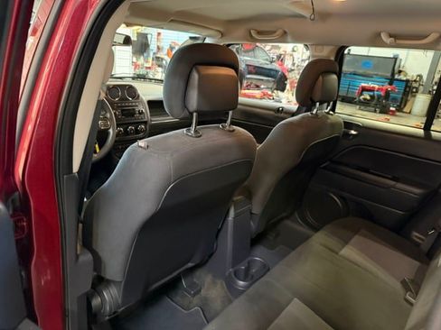Used 2016 Jeep Patriot Sport w/ Power Value Group AWD/4WD image 31