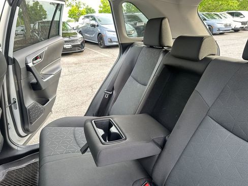 Used 2025 Toyota RAV4 XLE AWD/4WD image 26