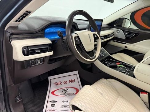 Used 2023 Lincoln Aviator Black Label w/ Class IV Trailer Tow Package image 14