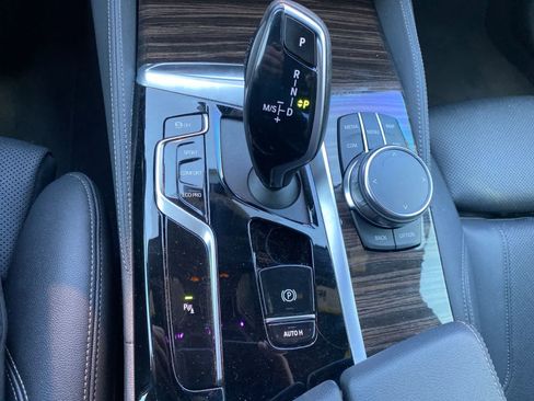 Used 2023 BMW 540i w/ M Sport Package RWD image 14