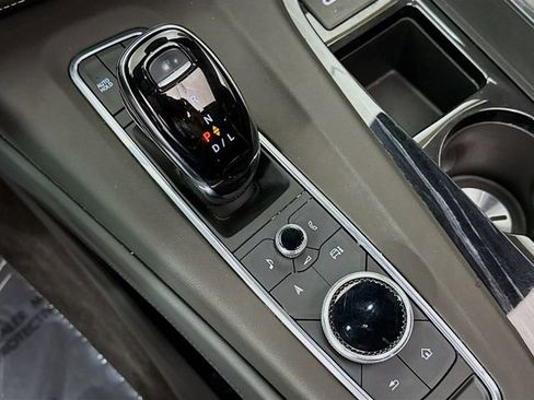 Used 2023 Cadillac Escalade ESV Sport w/ Touring Package image 19