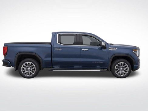 Certified 2025 GMC Sierra 1500 Denali w/ Denali Reserve Package AWD/4WD image 38