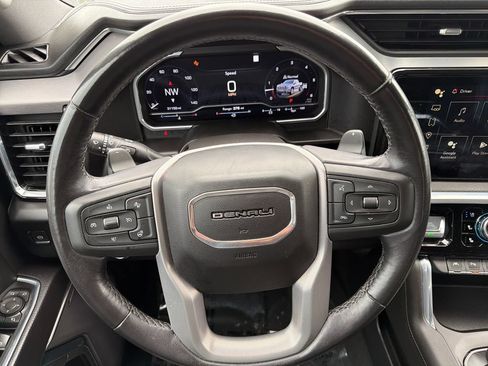 Used 2022 GMC Sierra 1500 Denali AWD/4WD image 17