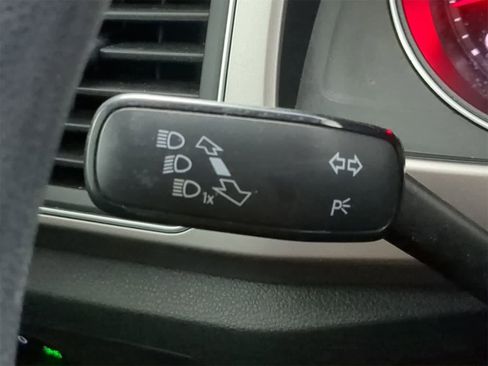 Used 2018 Volkswagen Atlas S image 25