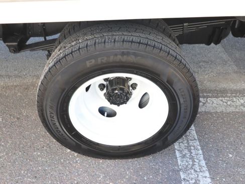 Used 2024 Ford E-350 and Econoline 350 Super Duty w/ Power Windows & Locks Group image 15