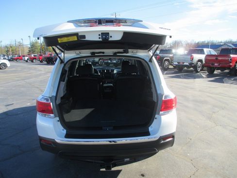 Used 2013 Toyota Highlander Limited image 5