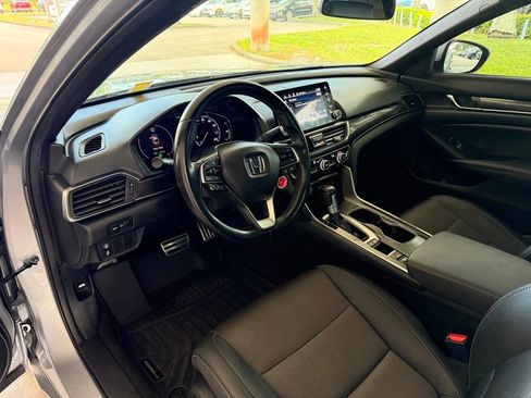 Used 2020 Honda Accord Sport image 6