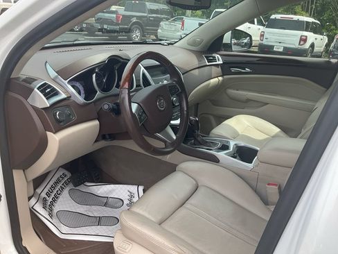Used 2011 Cadillac SRX Luxury FWD image 15