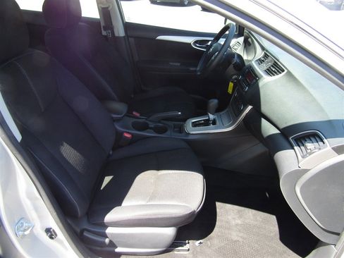 Used 2015 Nissan Sentra S FWD image 17