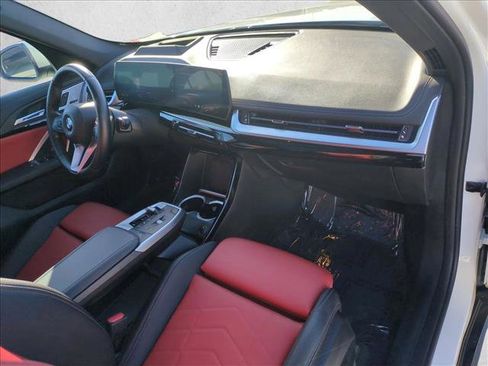 Certified 2025 BMW X1 xDrive28i w/ Technology Package image 23