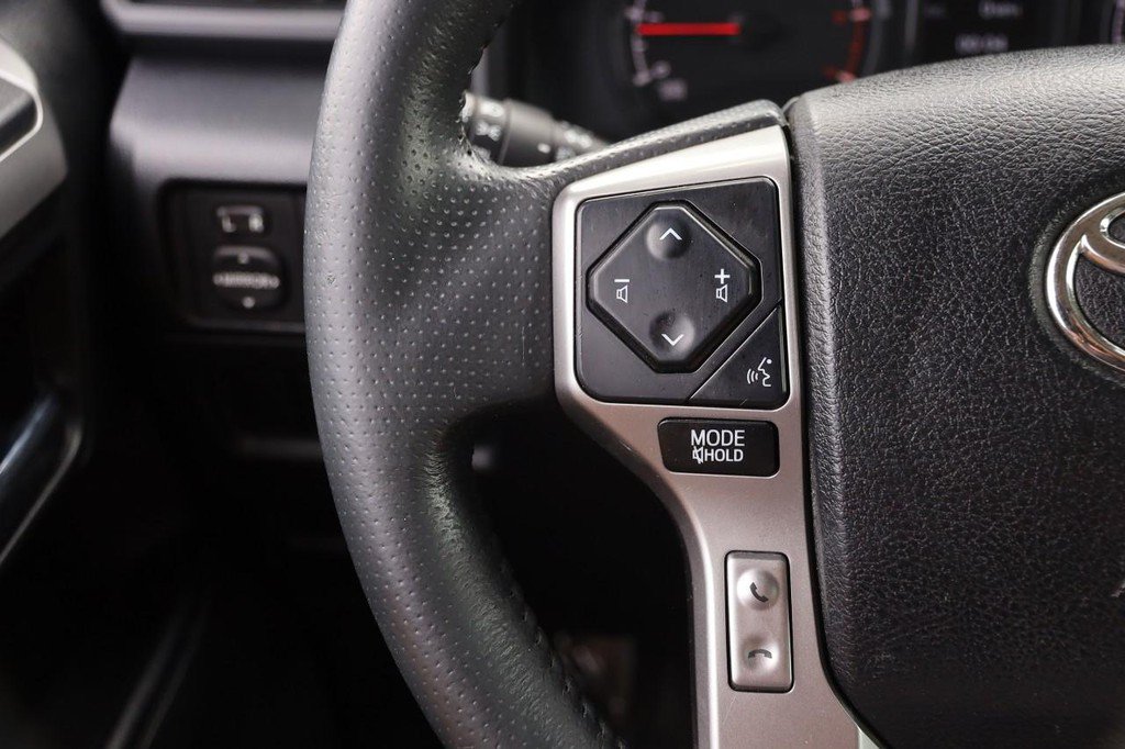 Used 2022 Toyota 4Runner SR5 Premium AWD/4WD image 11