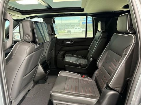 Used 2025 GMC Yukon XL AT4 Ultimate image 20