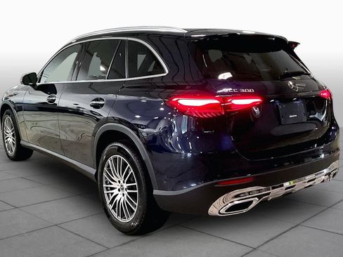 Used 2024 Mercedes-Benz GLC 300 4MATIC image 12
