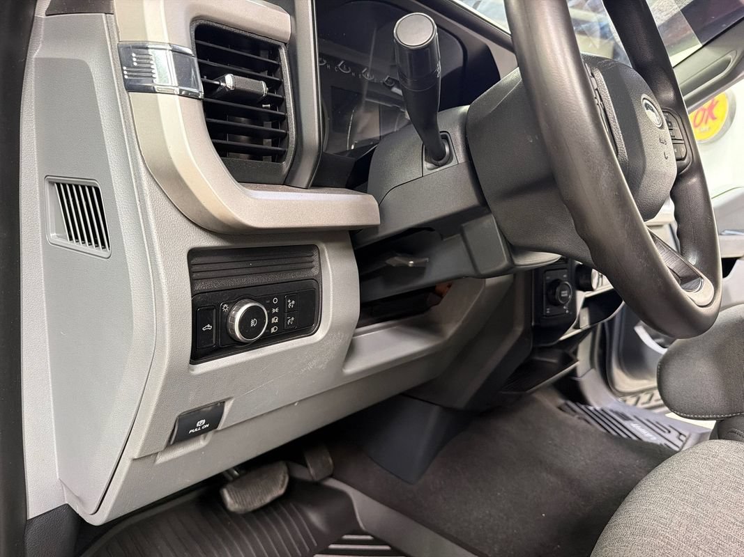 Used 2023 Ford F250 XL w/ STX Appearance Package AWD/4WD image 28