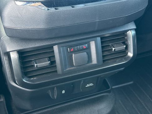 Used 2022 Ford F150 Lariat w/ Equipment Group 502A High image 14