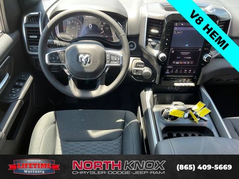 New 2026 RAM 1500 Big Horn AWD/4WD image 11
