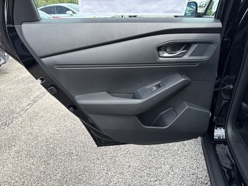 Used 2025 Honda Accord Sport image 33