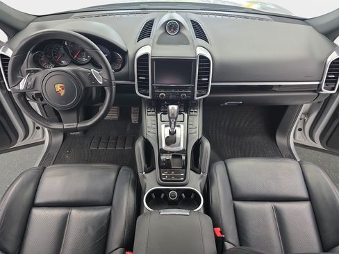 Used 2012 Porsche Cayenne AWD/4WD image 9