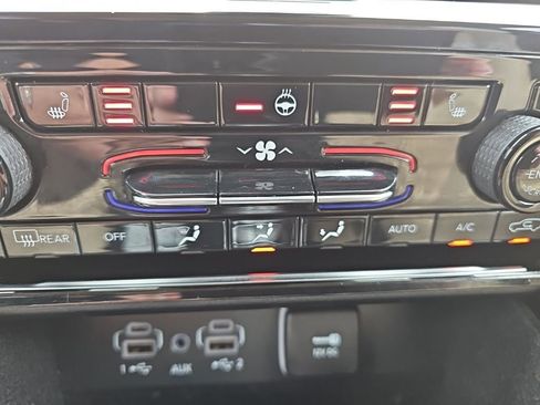 Certified 2021 Jeep Grand Cherokee L Limited AWD/4WD image 32