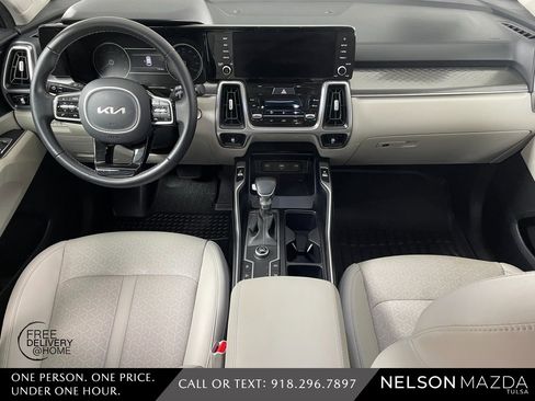 Used 2022 Kia Sorento S w/ Panoramic Sunroof Package image 44