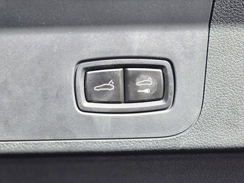 Used 2023 Porsche Panamera Platinum Edition image 7