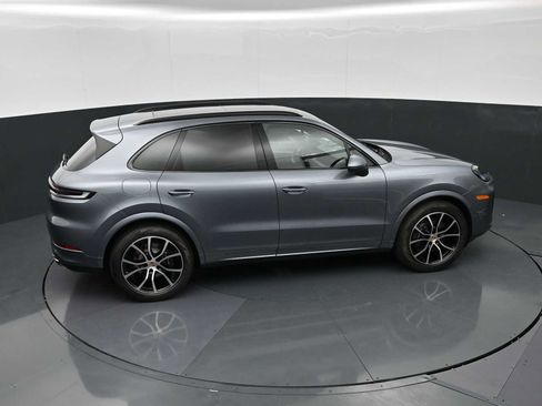 New 2026 Porsche Cayenne AWD/4WD image 34
