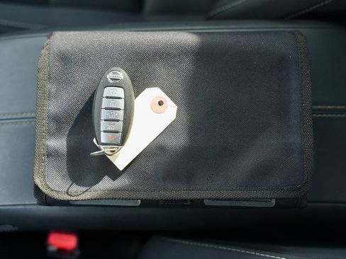 Used 2023 Nissan Altima 2.5 SV w/ SV Premium Package image 34