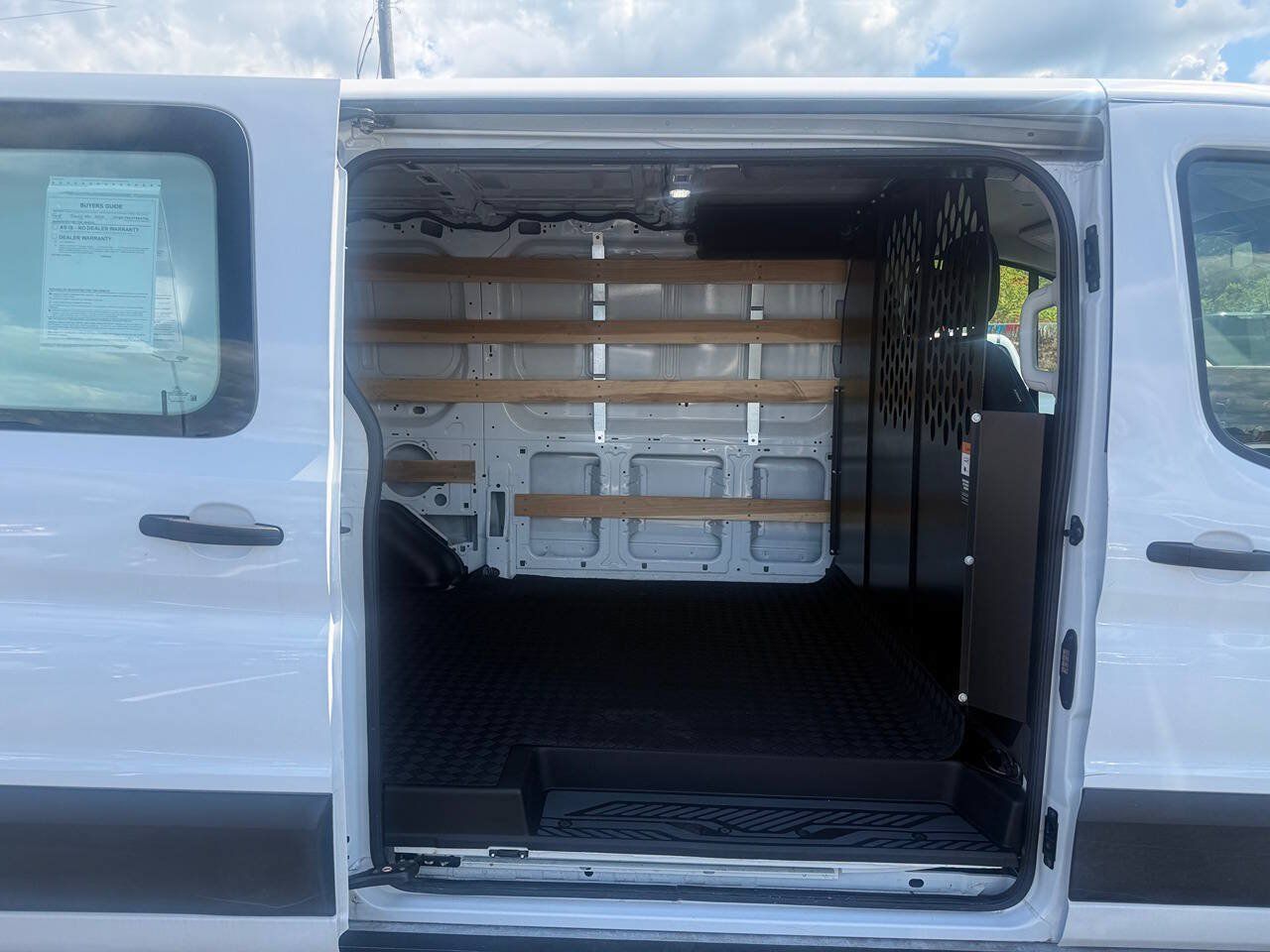 Used 2025 Ford Transit 250 Low Roof w/ Exterior Upgrade Package RWD image 8