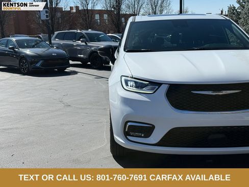 Used 2026 Chrysler Pacifica Limited AWD/4WD image 11