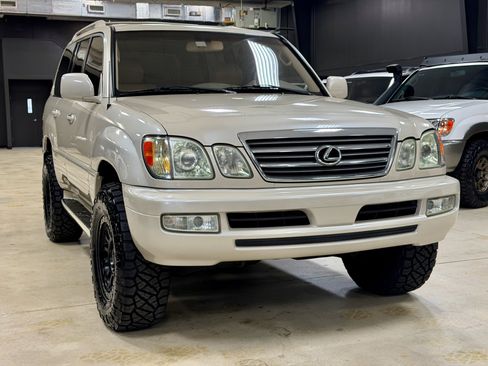Used 2005 Lexus LX 470 4WD image 4