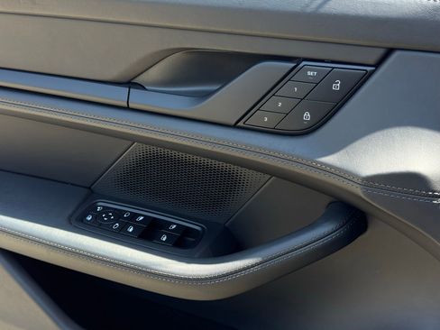 Certified 2022 Porsche Taycan GTS AWD/4WD image 27