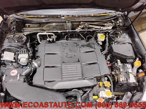 Used 2017 Subaru Outback 3.6R Limited AWD/4WD image 9