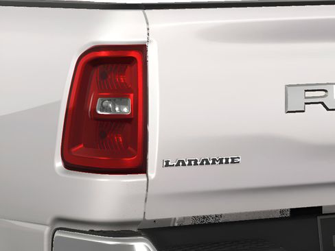 New 2025 RAM 1500 Laramie image 12