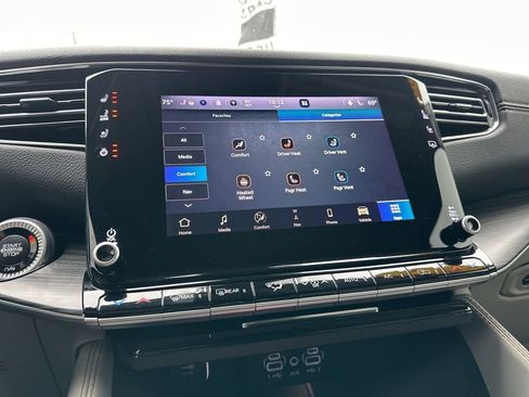 Used 2023 Jeep Wagoneer Series III w/ Preferred Equipment Group image 58