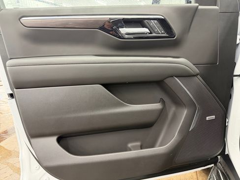 New 2026 Chevrolet Suburban LT w/ Comfort Package image 23