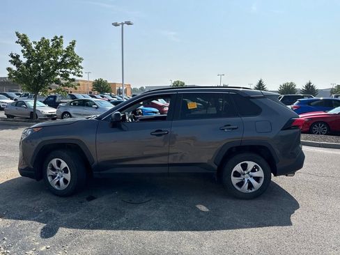Used 2021 Toyota RAV4 LE FWD image 6