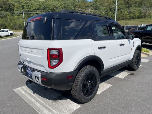 New 2025 Ford Bronco Sport Badlands image 5
