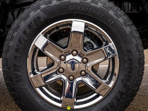 New 2025 Ford Ranger XLT w/ Equipment Group 301A High image 9