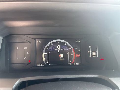 Used 2024 Toyota Tacoma SR5 AWD/4WD image 21