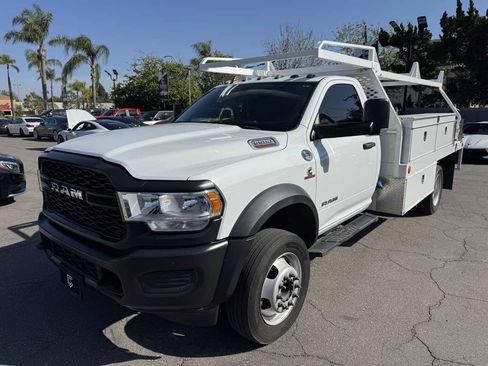 Used 2022 RAM 5500 Tradesman RWD image 9